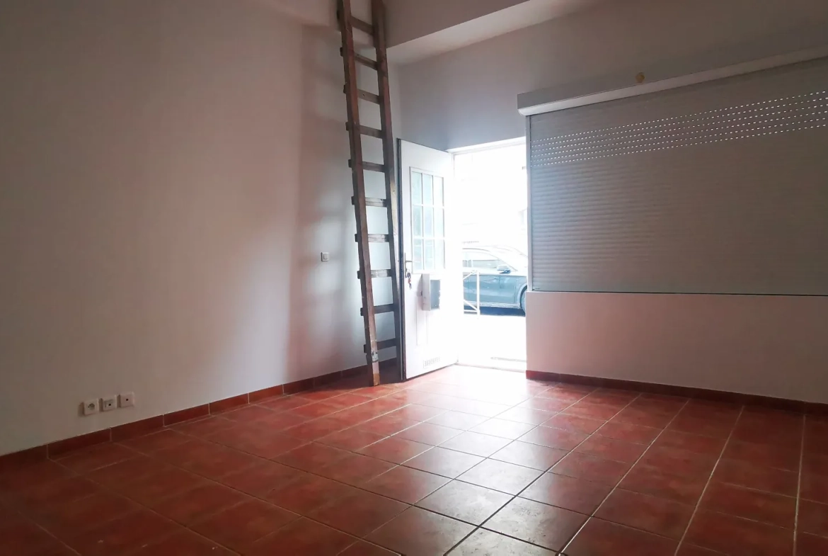 Studio de 30 m² à Beaumont-sur-Oise avec rendement de 8 % – Investissement idéal 