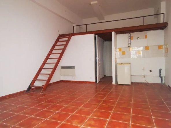Studio de 30 m² à Beaumont-sur-Oise avec rendement de 8 % – Investissement idéal