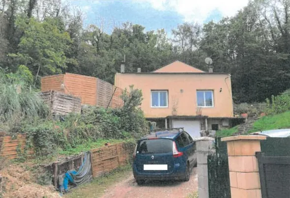 Maison à Mantes-La-Ville de 153 m² avec 4 chambres à prix réduit 