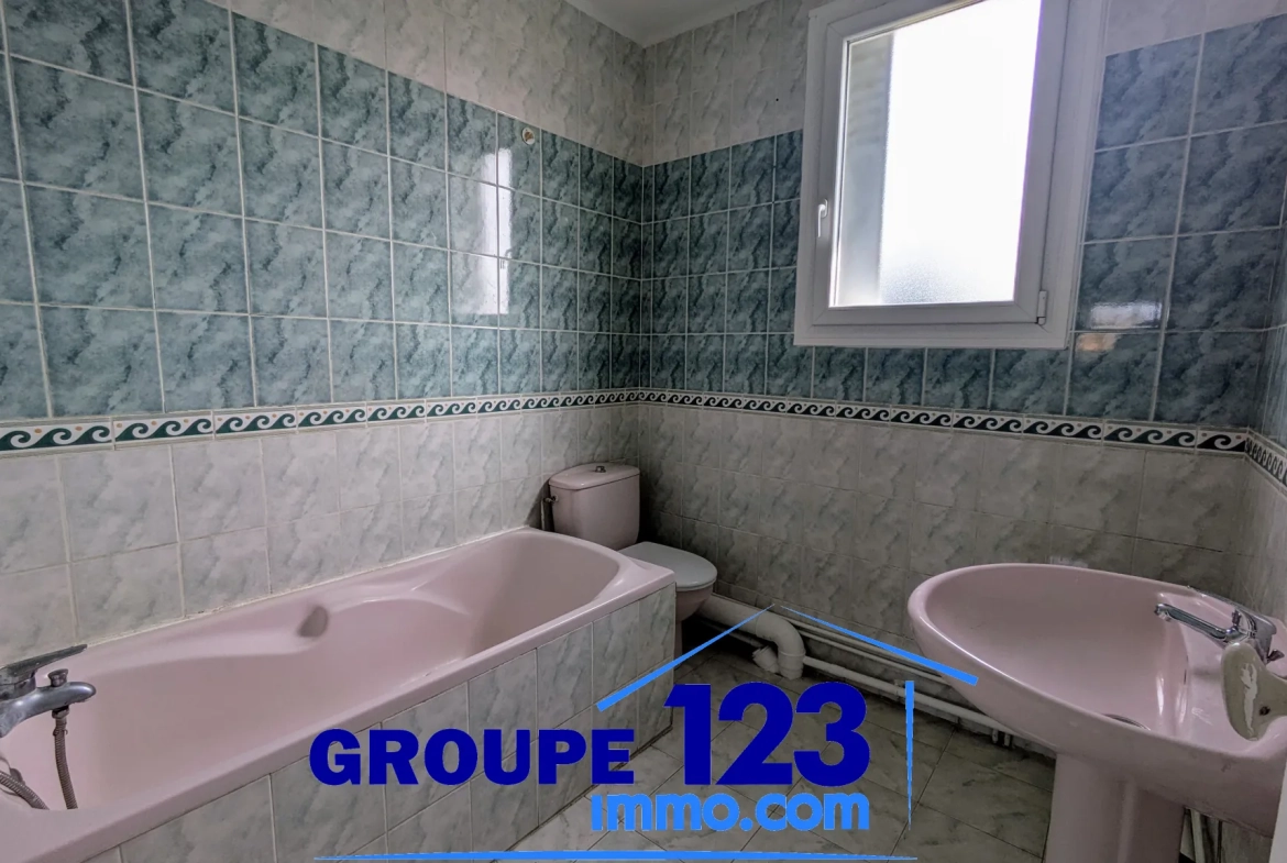 Spacieuse maison familiale avec 4 chambres, jardin et sous-sol à Appoigny 