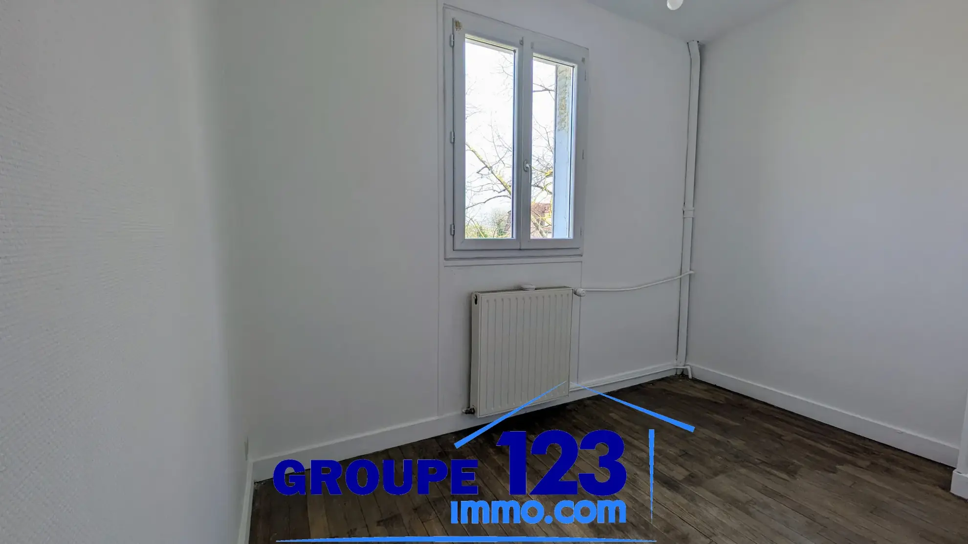 Spacieuse maison familiale avec 4 chambres, jardin et sous-sol à Appoigny 
