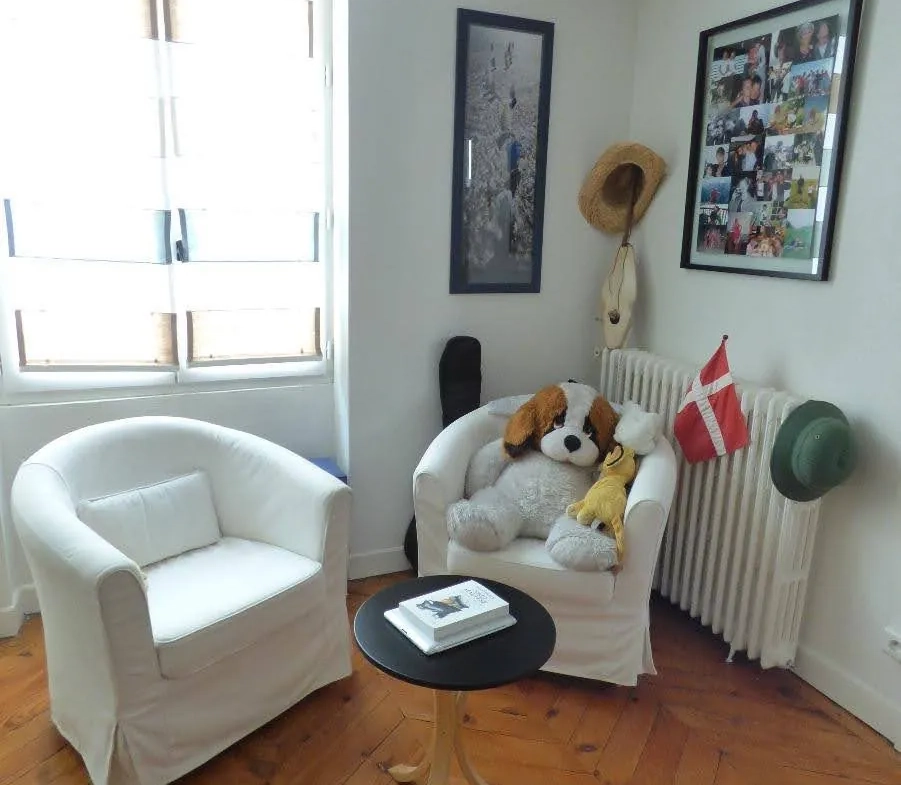 Grand appartement T6 à Clermont-Ferrand, idéal famille, proche écoles et commodités 