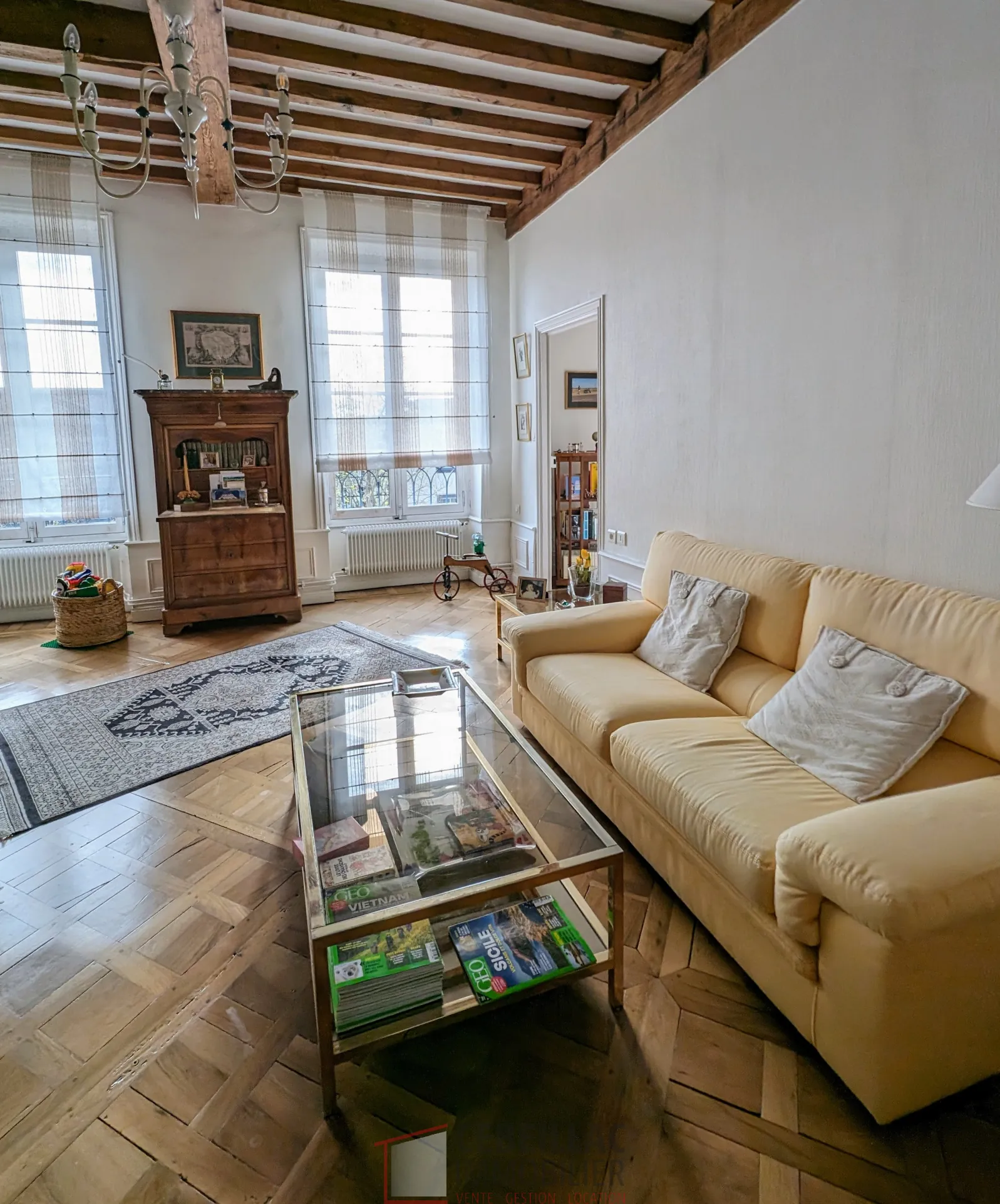 Grand appartement T6 à Clermont-Ferrand, idéal famille, proche écoles et commodités 