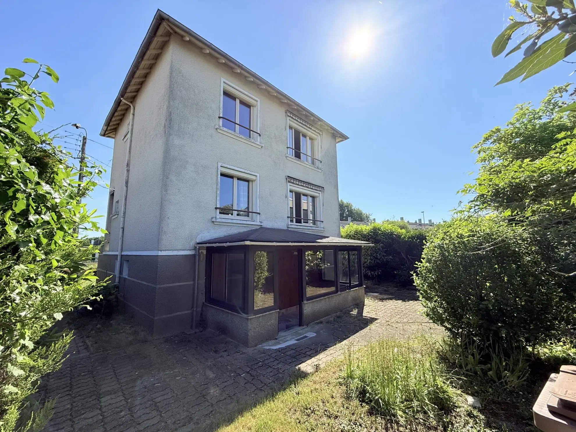 Maison 3 chambres proche des écoles et commerces à Vierzon 