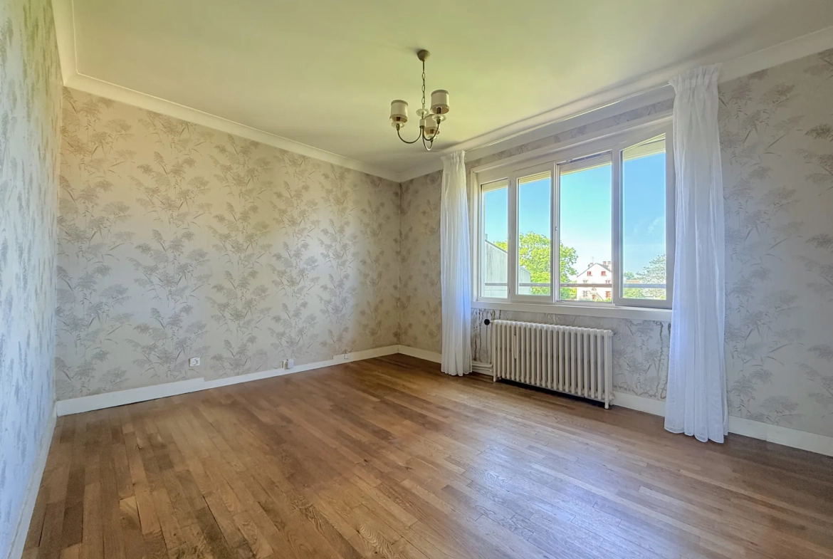 Maison 3 chambres proche des écoles et commerces à Vierzon 