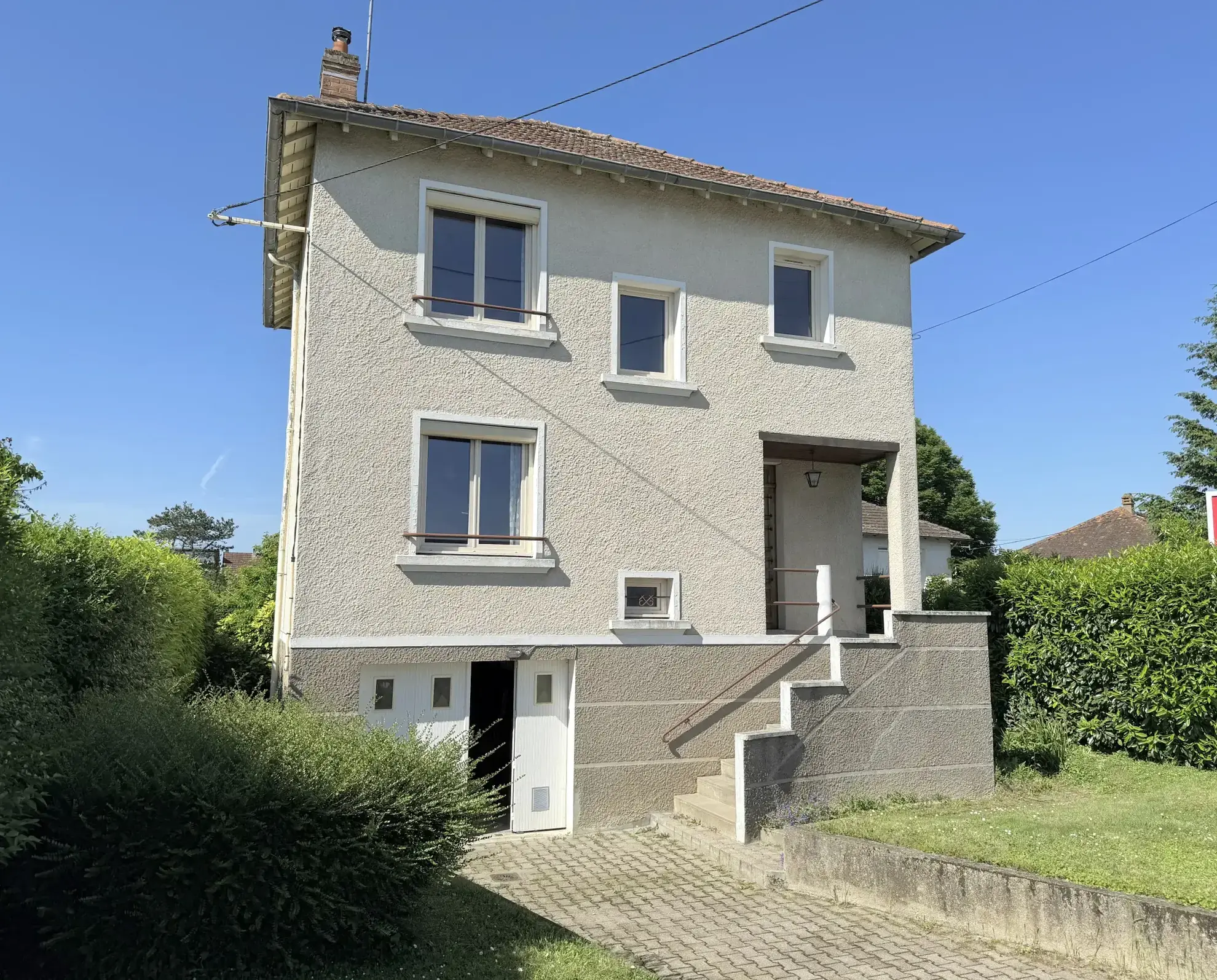 Maison 3 chambres proche des écoles et commerces à Vierzon 