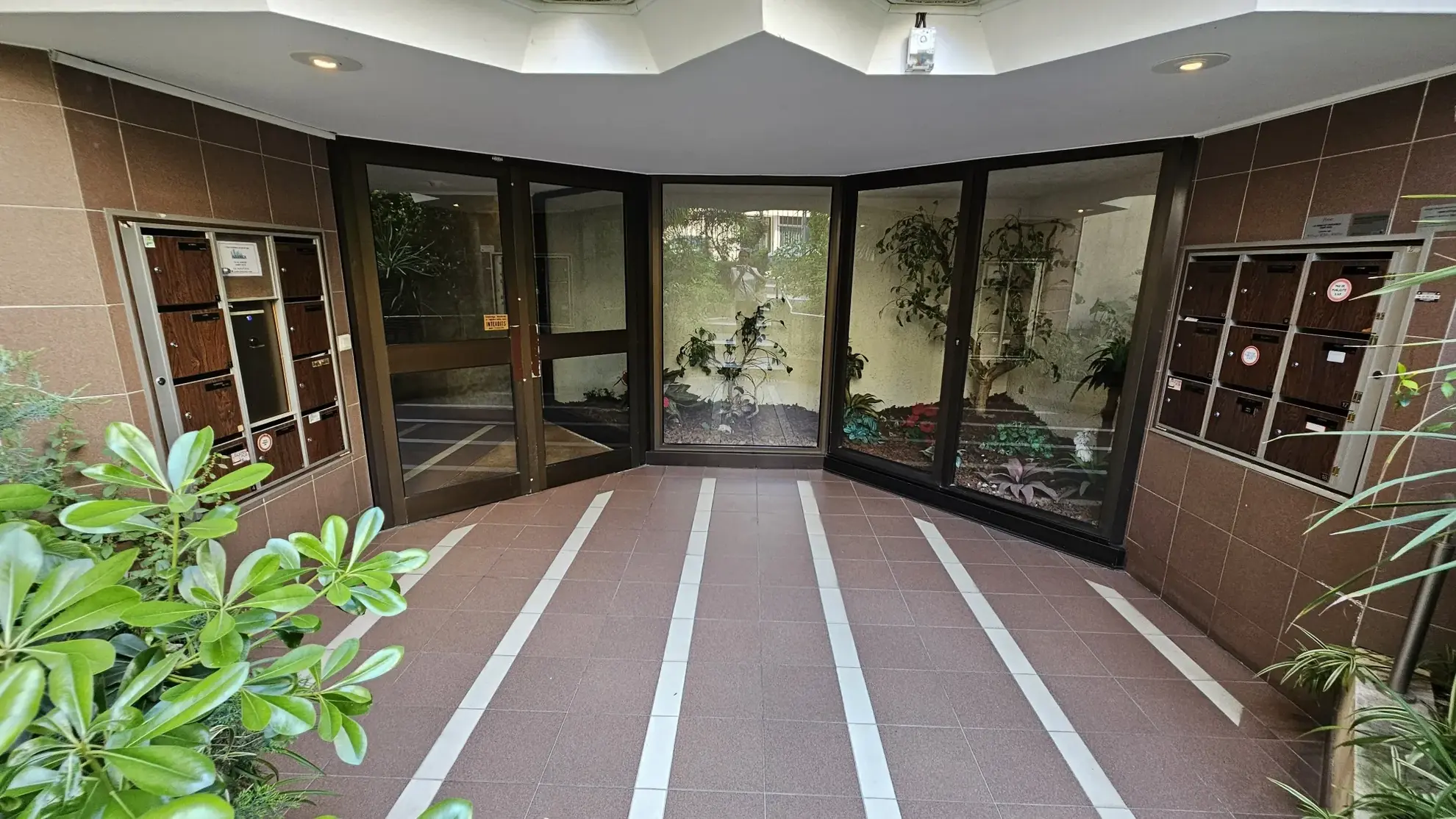 Appartement T2 avec terrasse à Nice – Spacieux et lumineux 