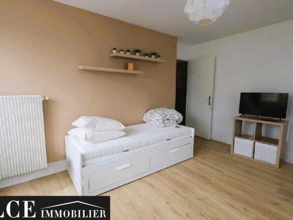 Appartement T3 rénové de 61 m² avec parking à Corbeil-Essonnes