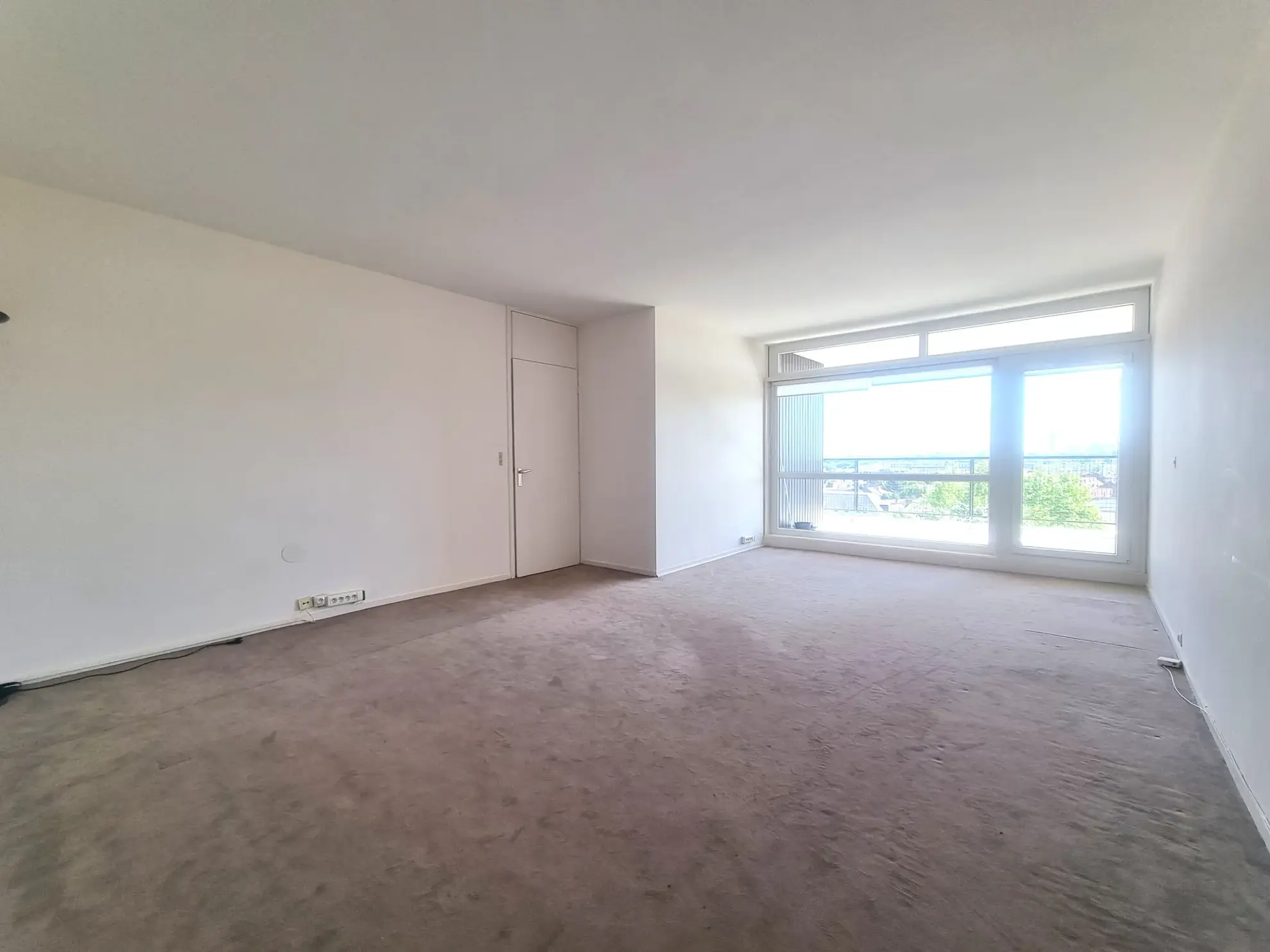 Appartement T4 à Lille Parc Saint-Maur avec garage, cave et loggia 