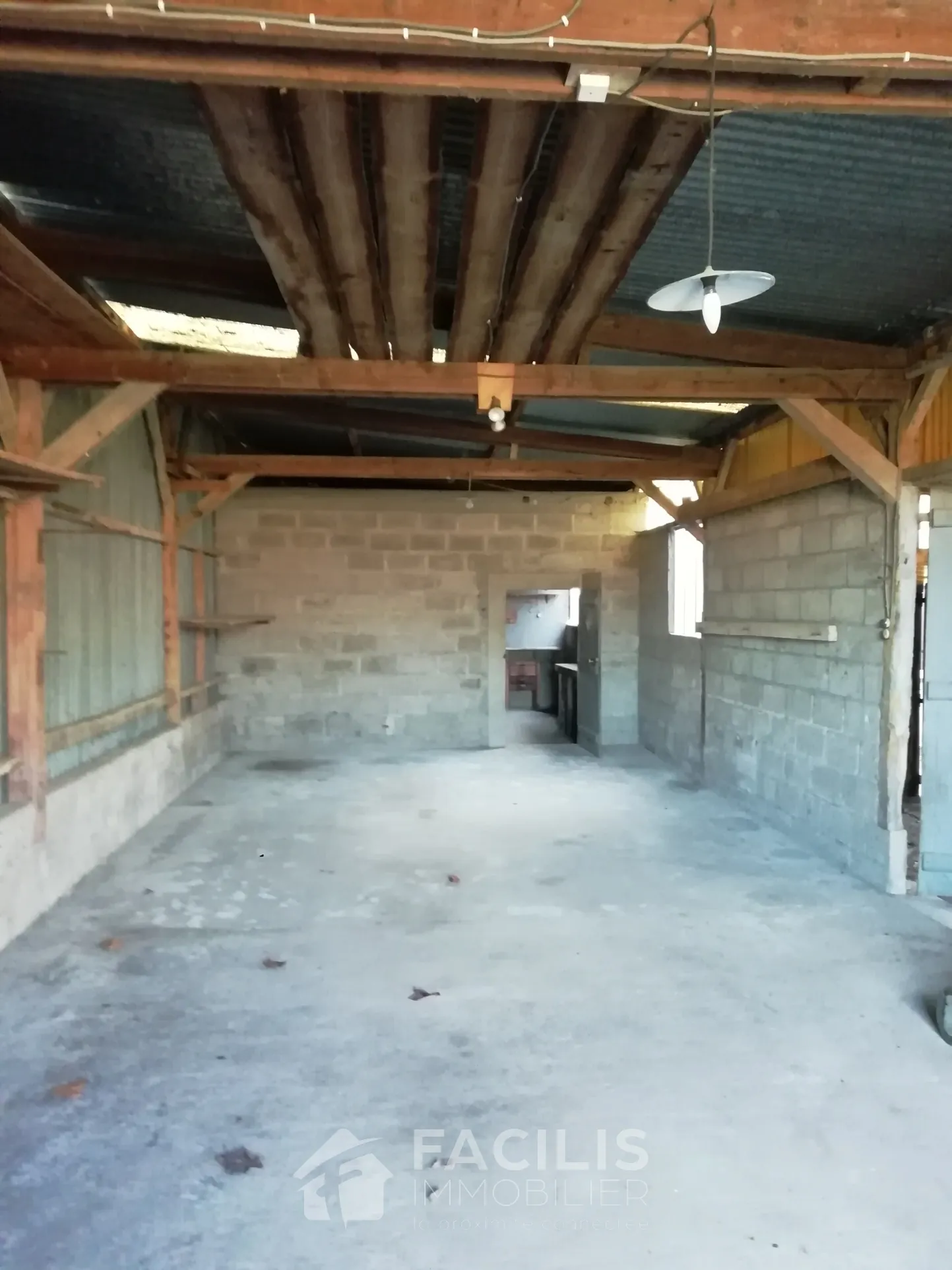 Charmante maison de village de 90m² avec dépendances en région Centre-Allier 