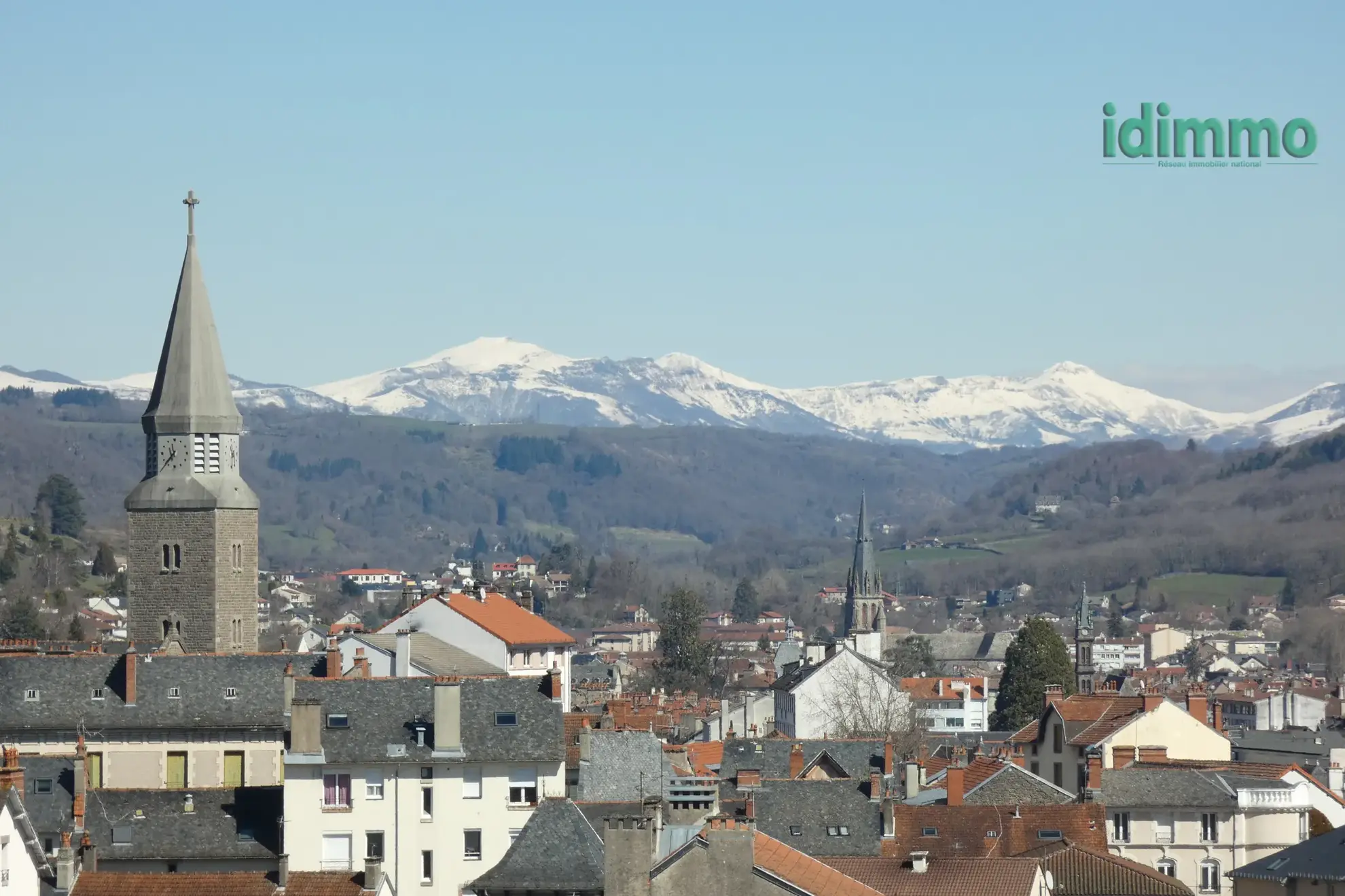 Vente Appartement T4 Lumineux avec Garage et Cave à Aurillac Gare 
