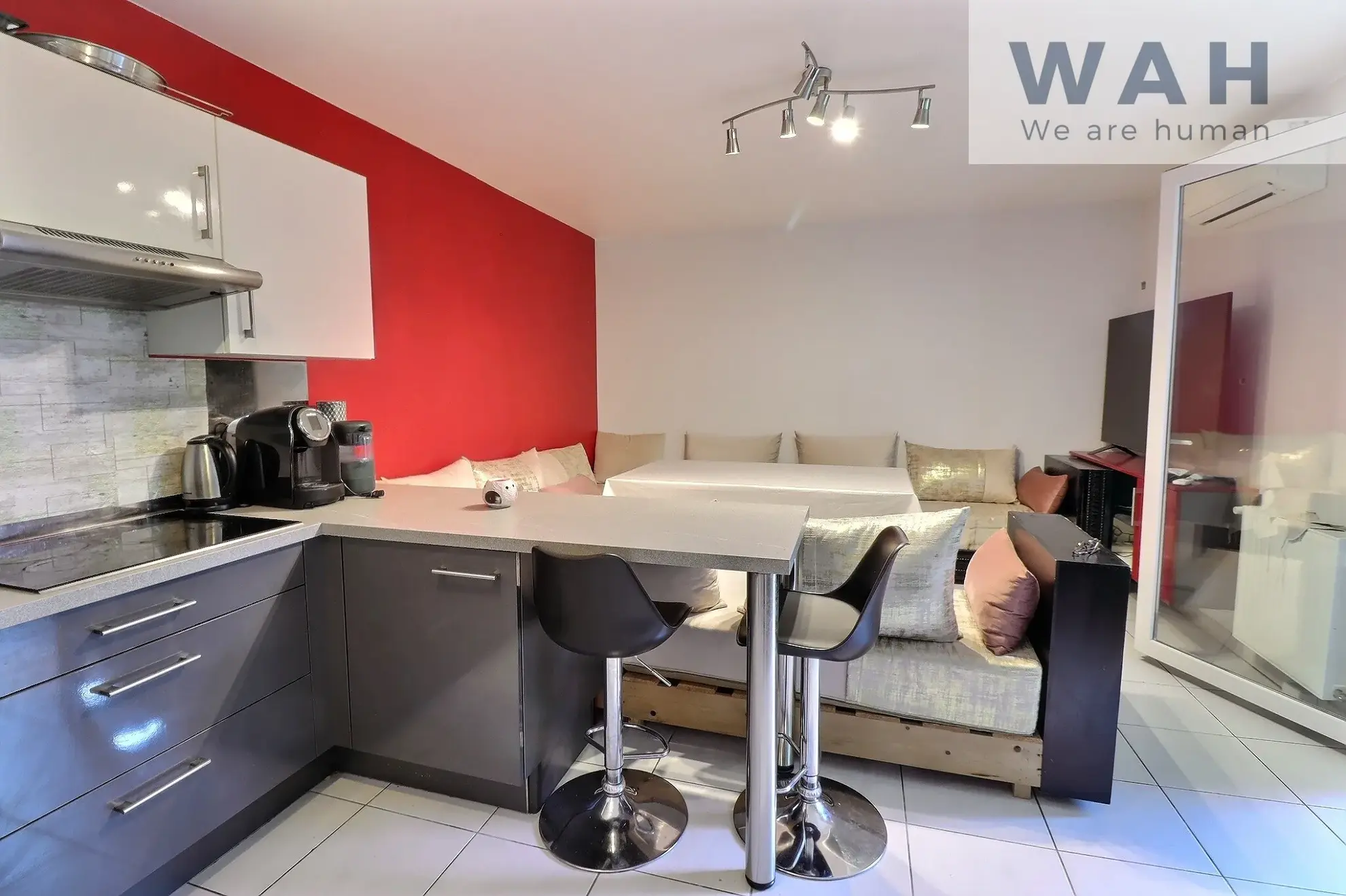 Appartement T3 de 61 m² avec terrasse et parking à Montpellier Ovalie 