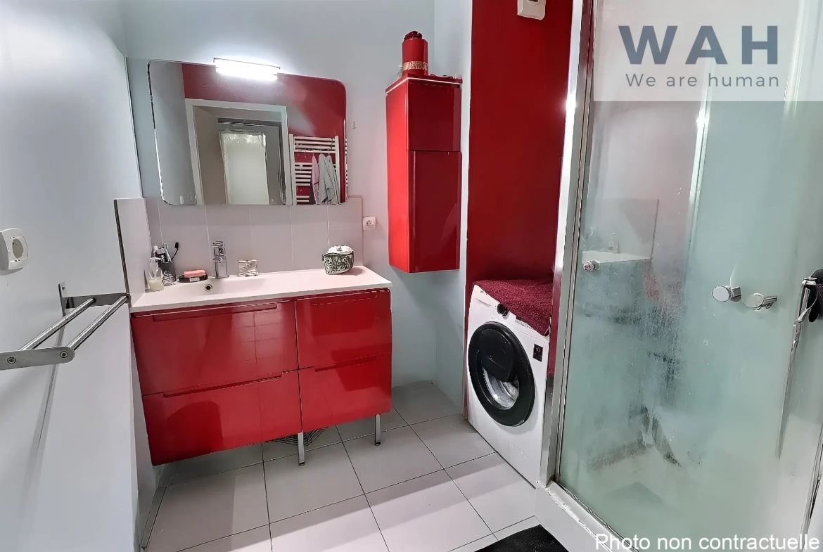 Appartement T3 de 61 m² avec terrasse et parking à Montpellier Ovalie 