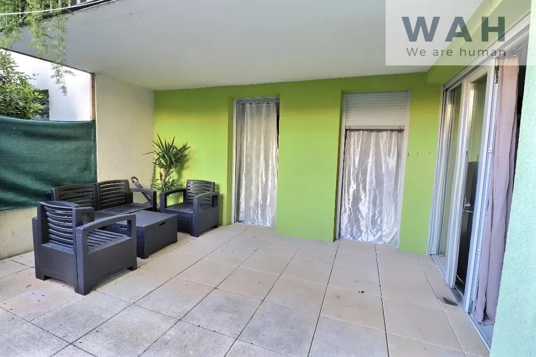Appartement T3 de 61 m² avec terrasse et parking à Montpellier Ovalie 