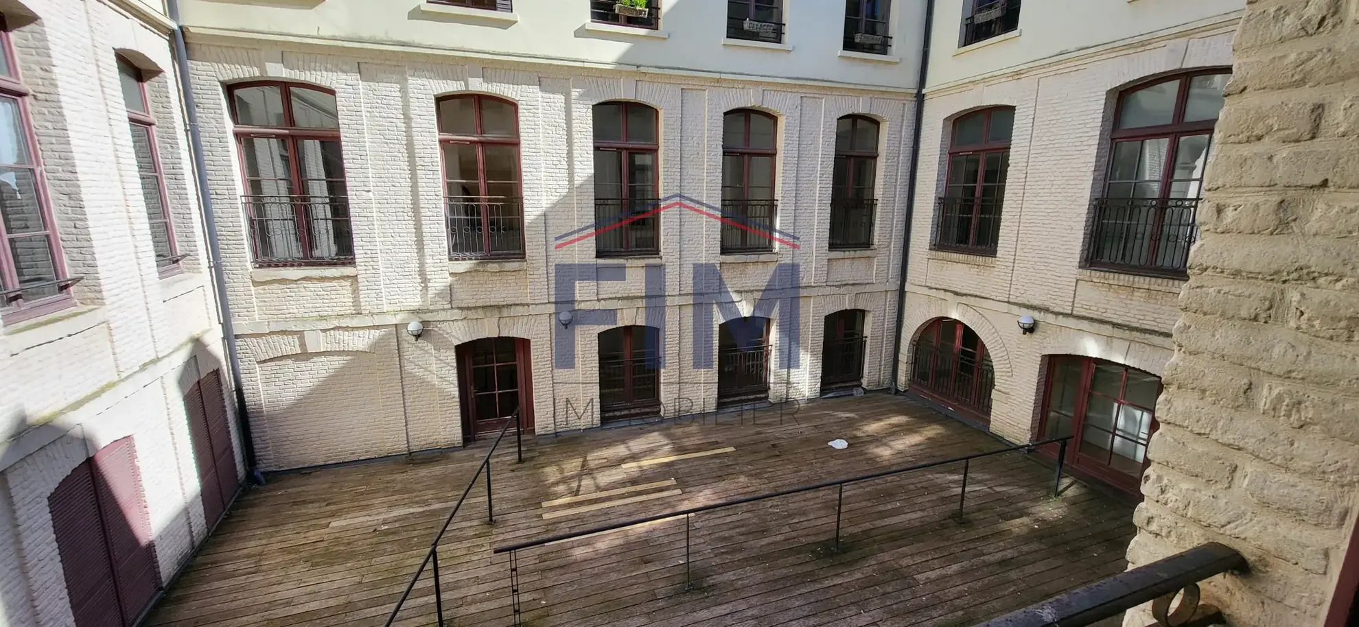 Bel appartement F3 calme avec vue sur cour à Dieppe - 74,79 m² 