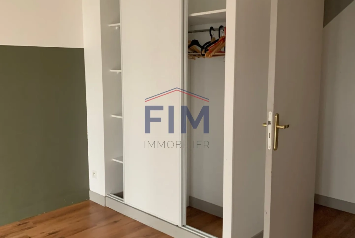 Bel appartement F3 calme avec vue sur cour à Dieppe - 74,79 m² 