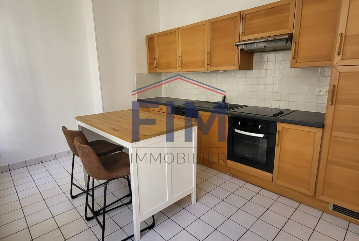 Bel appartement F3 calme avec vue sur cour à Dieppe - 74,79 m² 