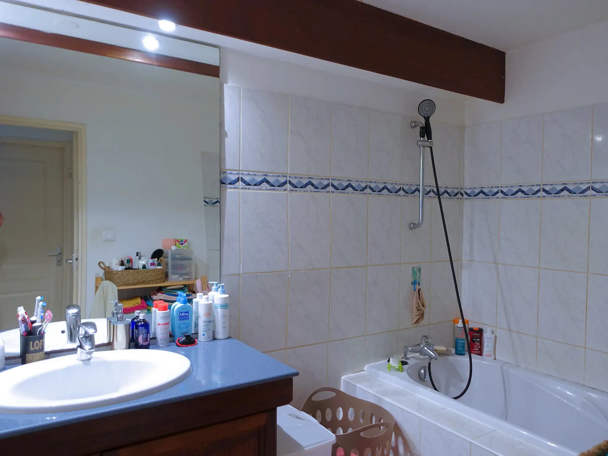 Appartement T2 de 44m² à Sainte Clotilde, Saint-Denis avec parking et bail en cours 