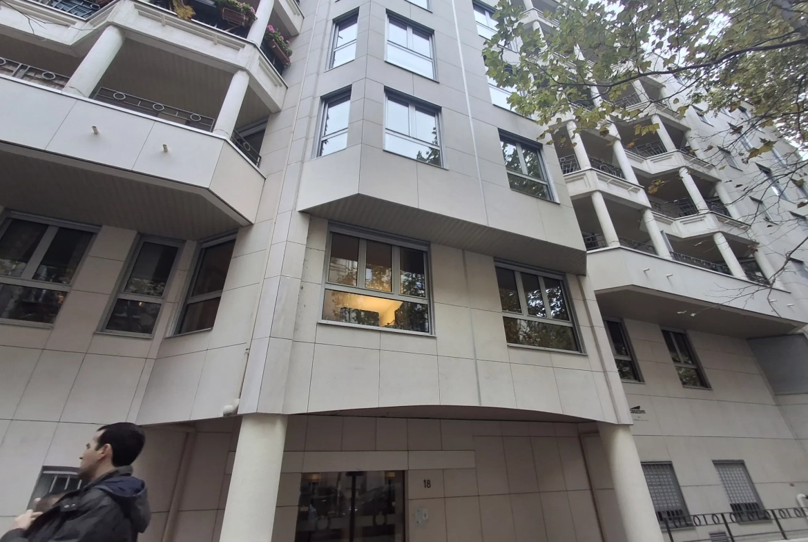 Appartement senior avec terrasse à Paris 16ème - Résidence avec services 