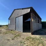 Terrain constructible de 3 132 m² avec bâtiment à Saint Martin de Sanzay