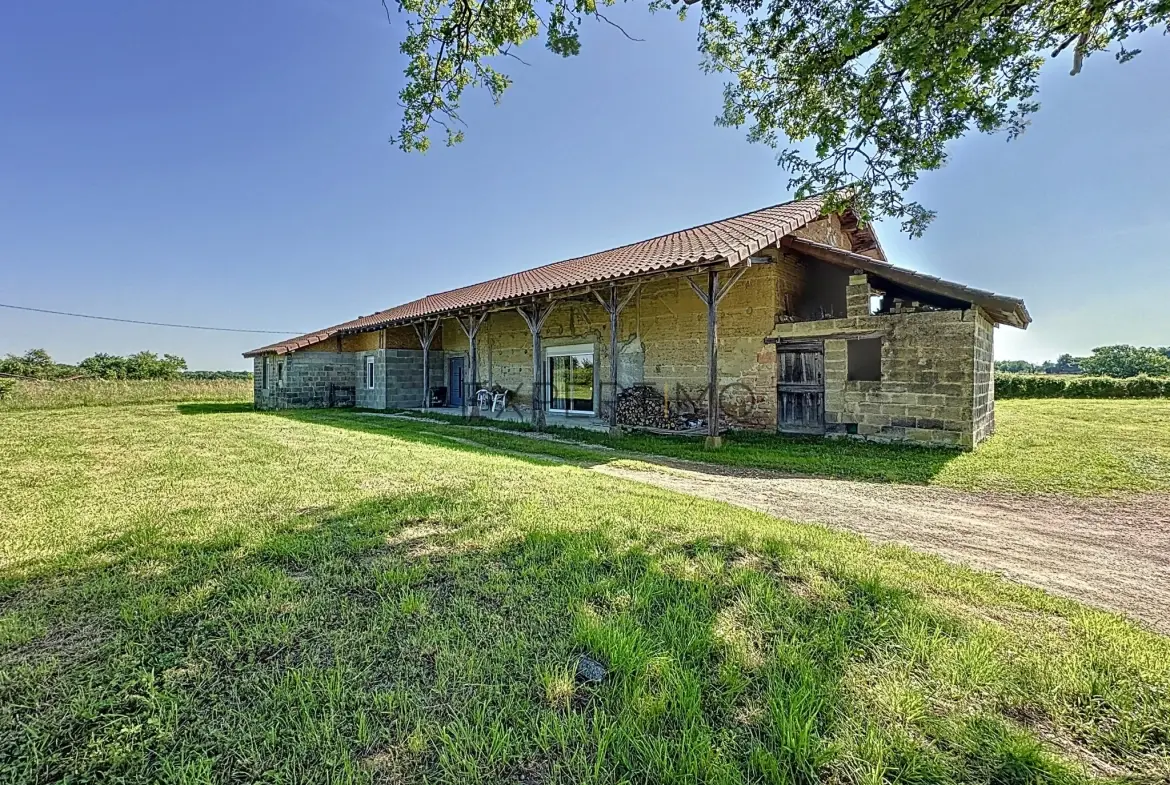 Ferme bressane rénovée en 2023 de 240 m² avec terrain de 2000 m² 