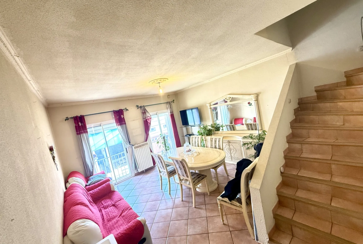 Maison T4 à Perpignan avec Cour et Double Garage - Quartier Saint-Assiscle 