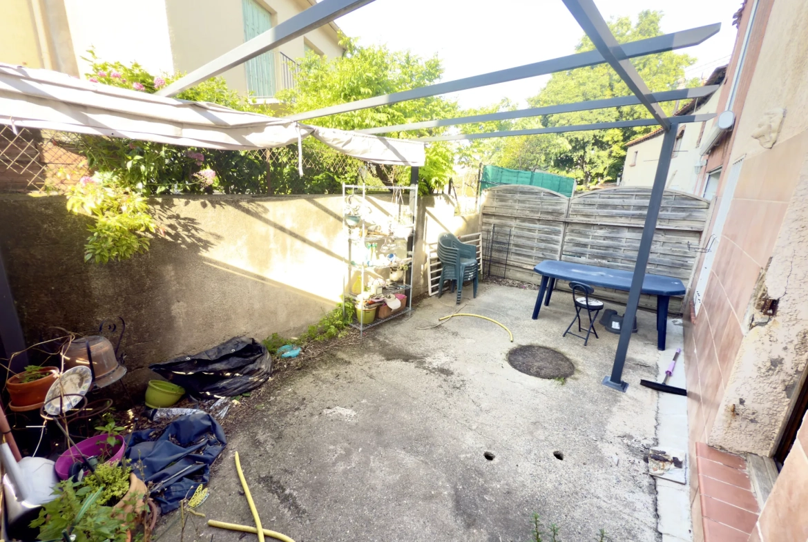 Maison T4 à Perpignan avec Cour et Double Garage - Quartier Saint-Assiscle 