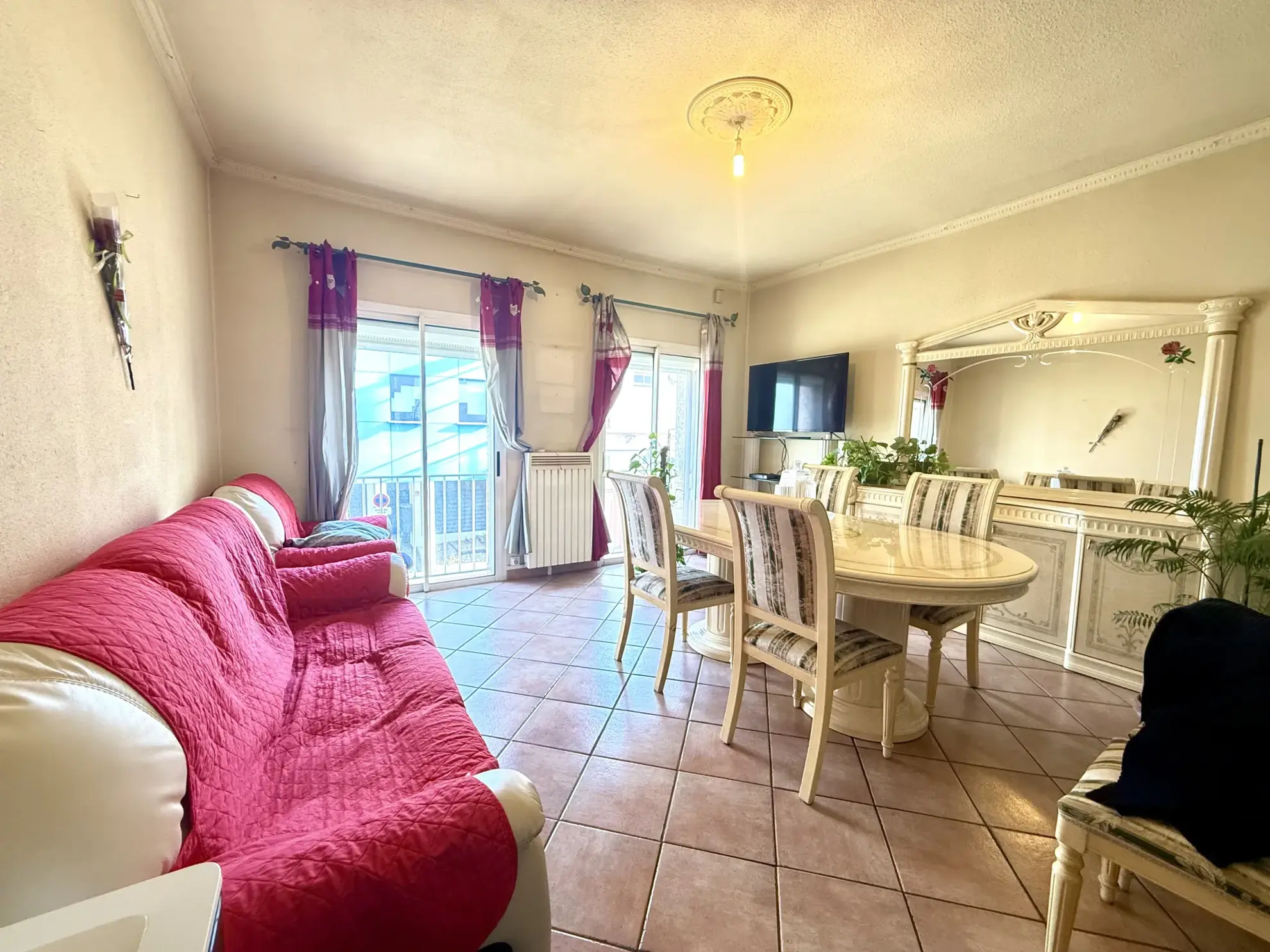 Maison T4 à Perpignan avec Cour et Double Garage - Quartier Saint-Assiscle 