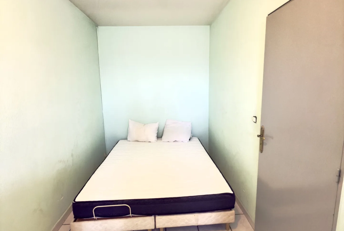 Maison T4 à Perpignan avec Cour et Double Garage - Quartier Saint-Assiscle 
