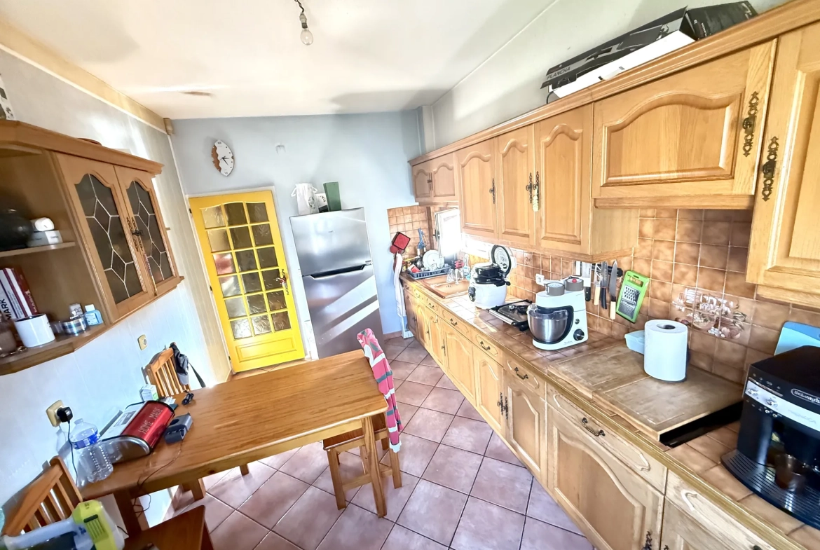 Maison T4 à Perpignan avec Cour et Double Garage - Quartier Saint-Assiscle 