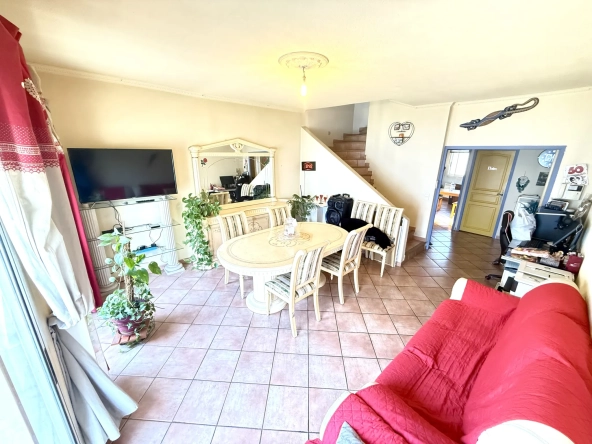 Maison T4 à Perpignan avec Cour et Double Garage - Quartier Saint-Assiscle