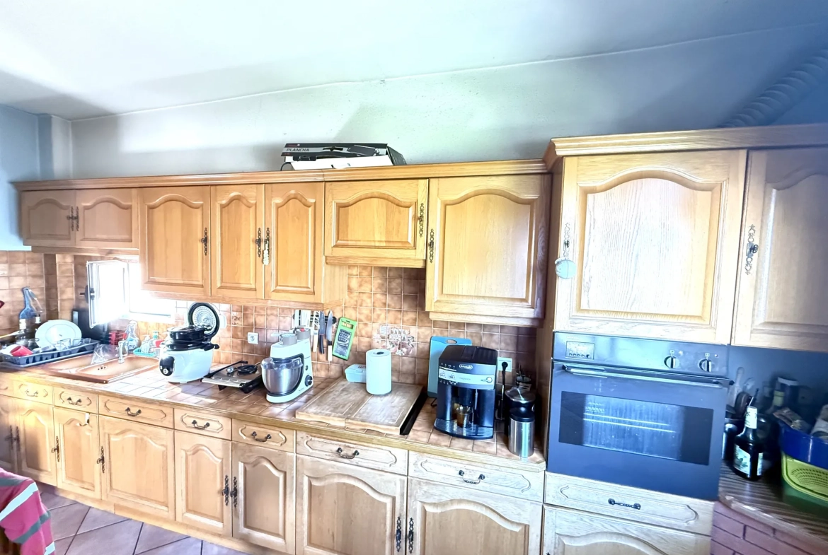 Maison T4 à Perpignan avec Cour et Double Garage - Quartier Saint-Assiscle 