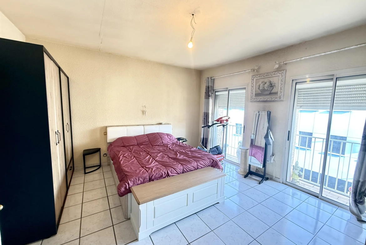 Maison T4 à Perpignan avec Cour et Double Garage - Quartier Saint-Assiscle 