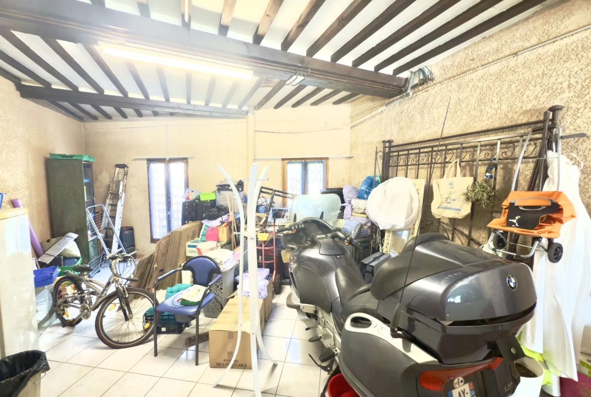 Maison T4 à Perpignan avec Cour et Double Garage - Quartier Saint-Assiscle 