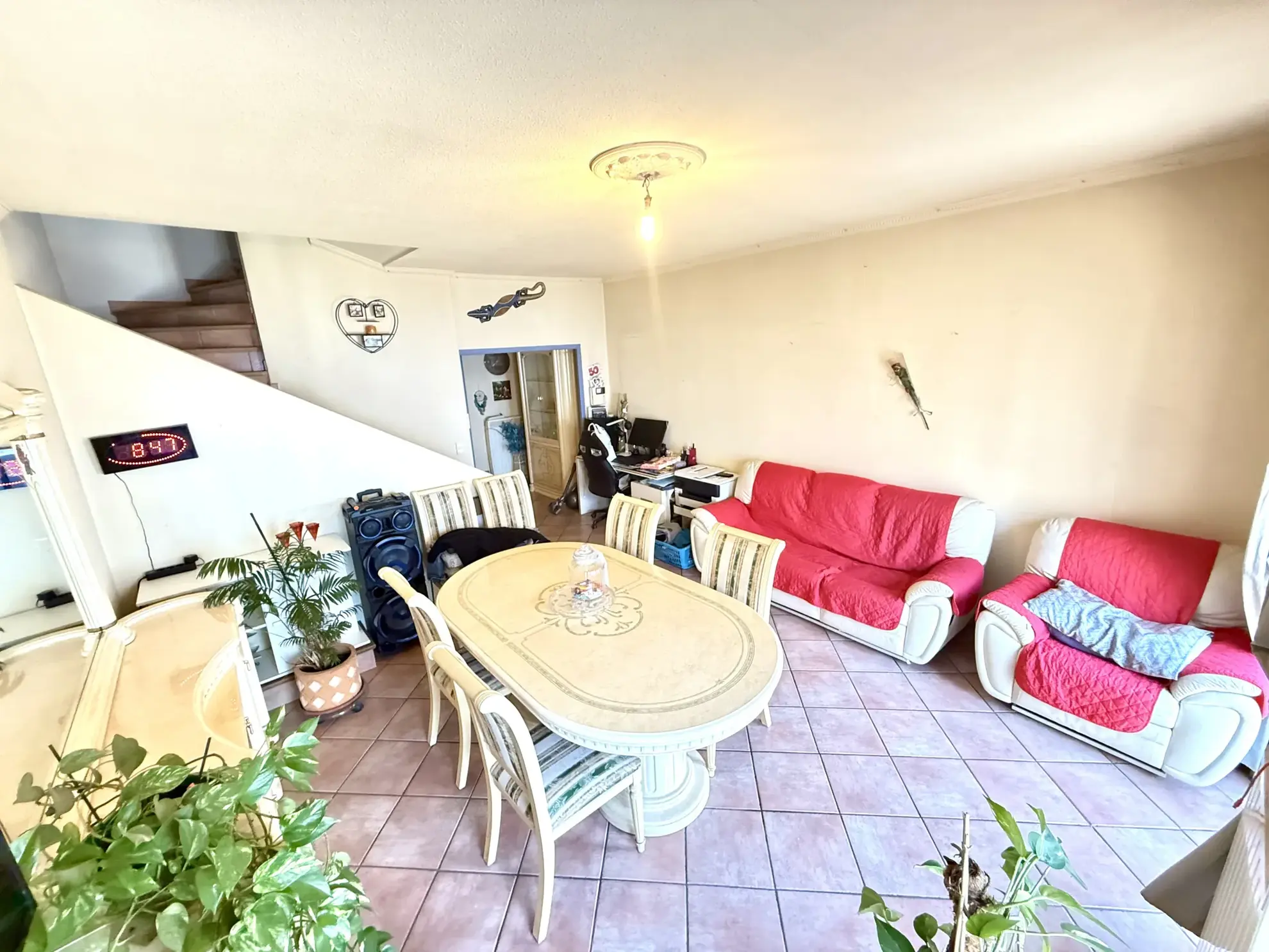 Maison T4 à Perpignan avec Cour et Double Garage - Quartier Saint-Assiscle 
