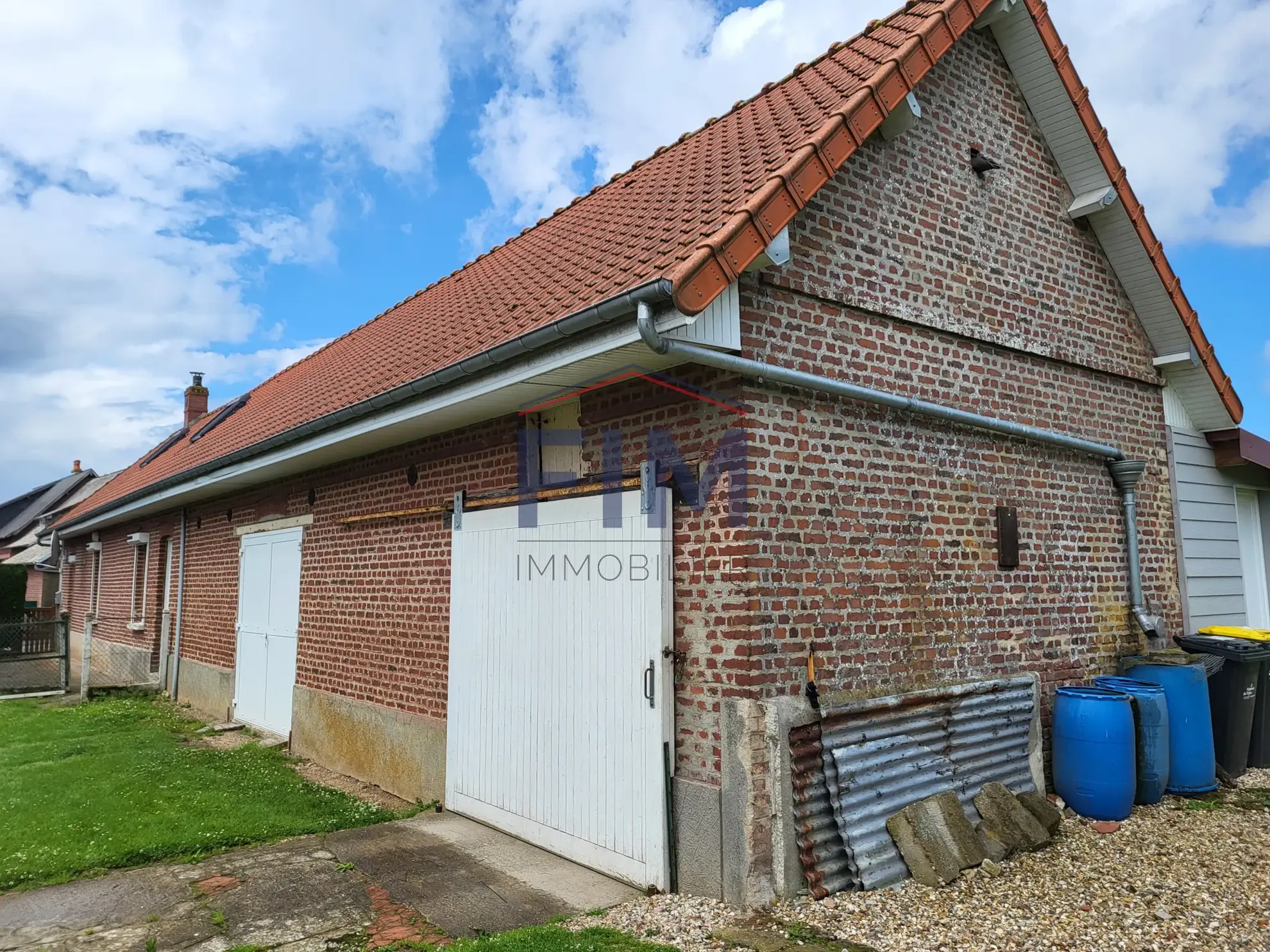 Longère à rénover avec grand terrain à Penly, secteur Dieppe-Le Tréport 