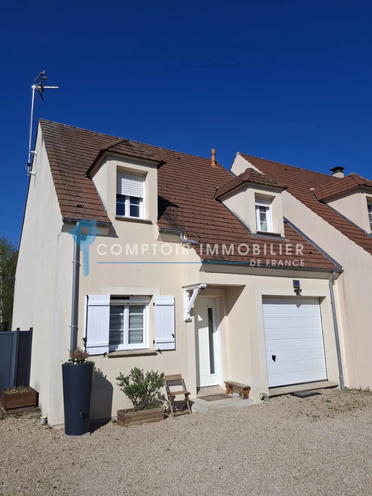 Maison individuelle récente avec jardin et garage à Boutigny-sur-Essonne 