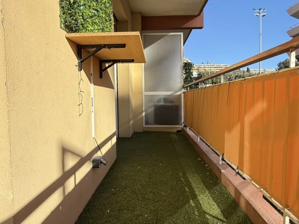 Bel appartement 3 pièces avec terrasse, cave et parking au Cannet