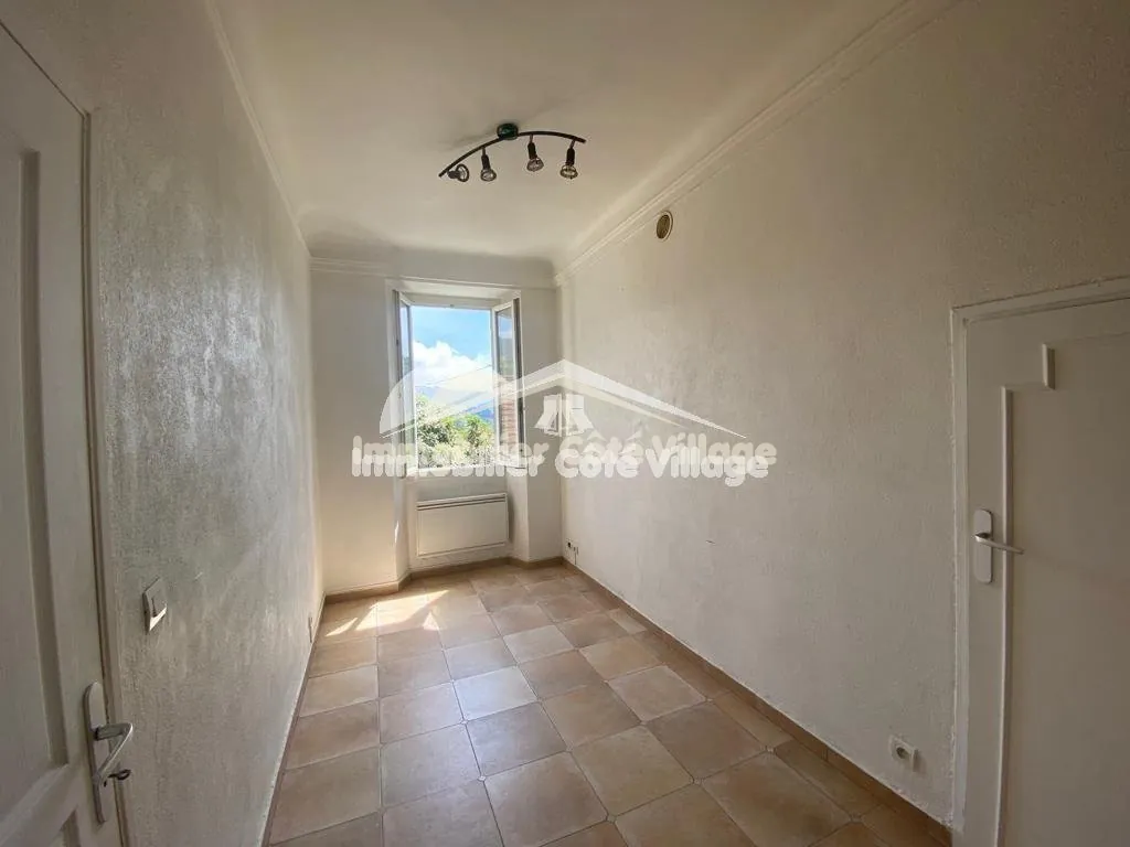 Appartement 2 pièces à Drap en vente, investissement locatif idéal 
