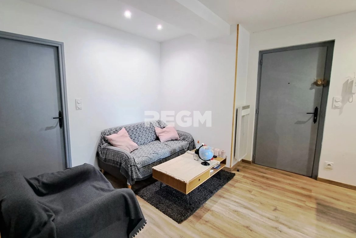 Appartement T5 en Hypercentre de Pau à Vendre avec Rendement de 7% 