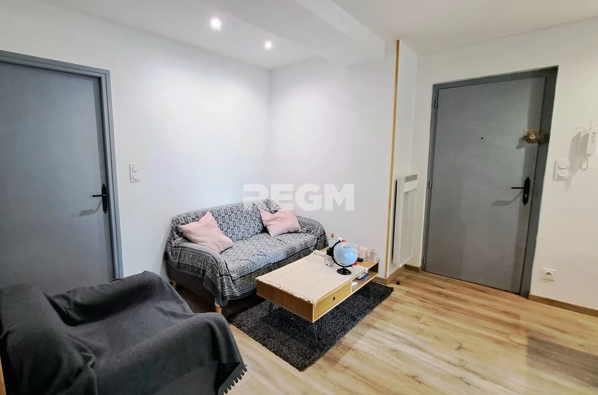 Appartement T5 en Hypercentre de Pau à Vendre avec Rendement de 7% 