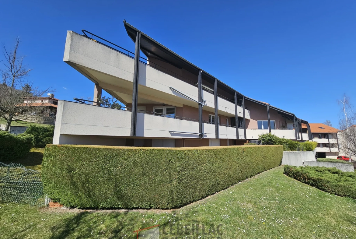 Bel appartement T4 avec terrasse, garage et prestations modernes à Chamalieres 