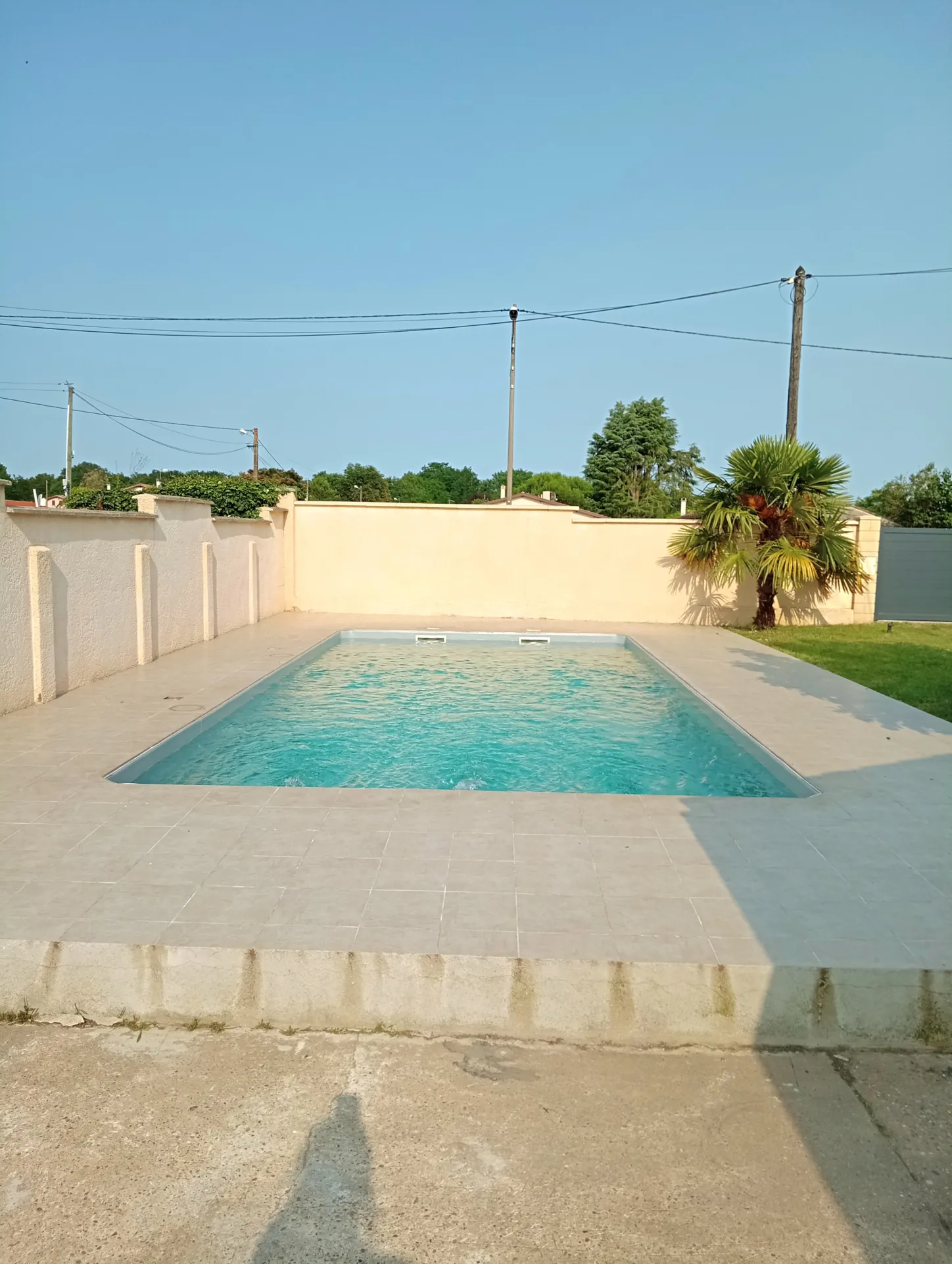 Maison en pierre avec piscine à Bazas - Spacieuse et rénovée 