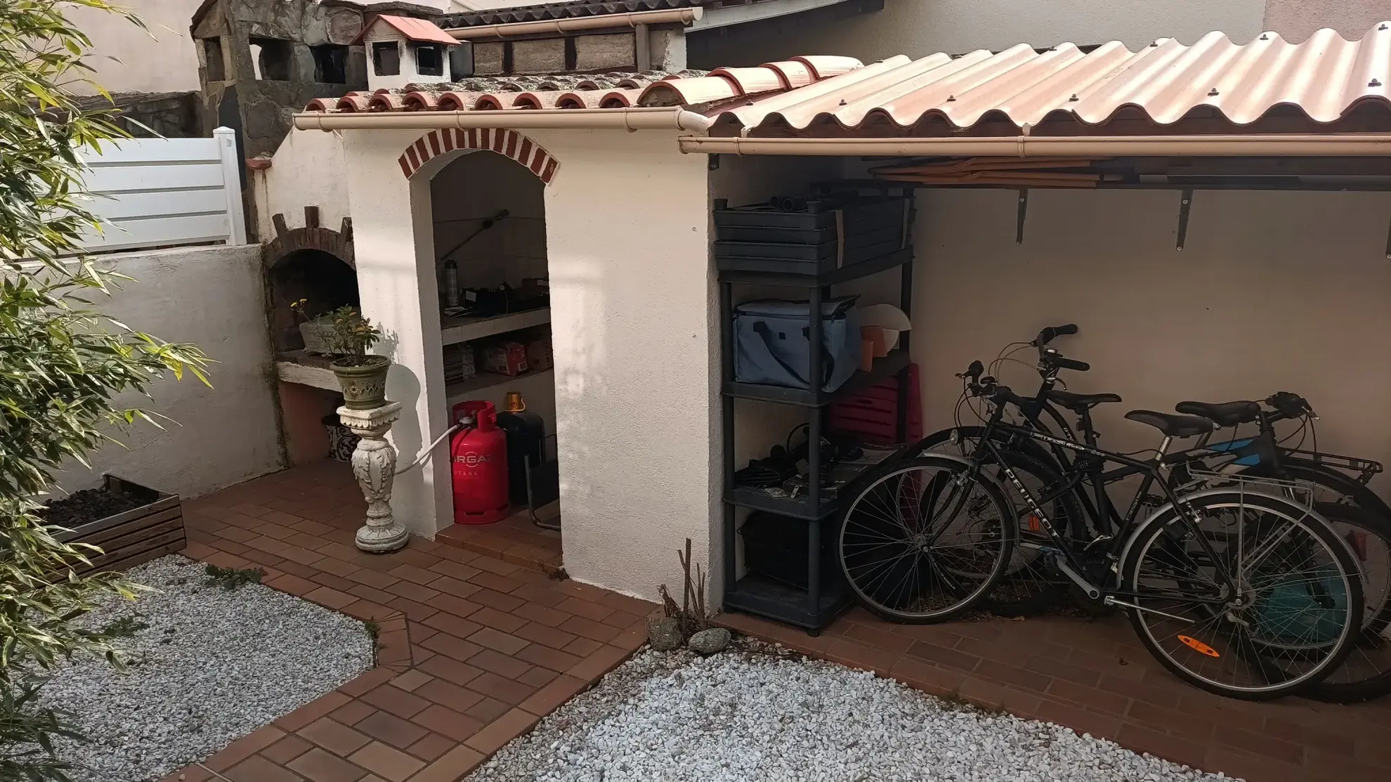 Maison familiale avec 4 chambres au Boulou à vendre à 248 000 euros 