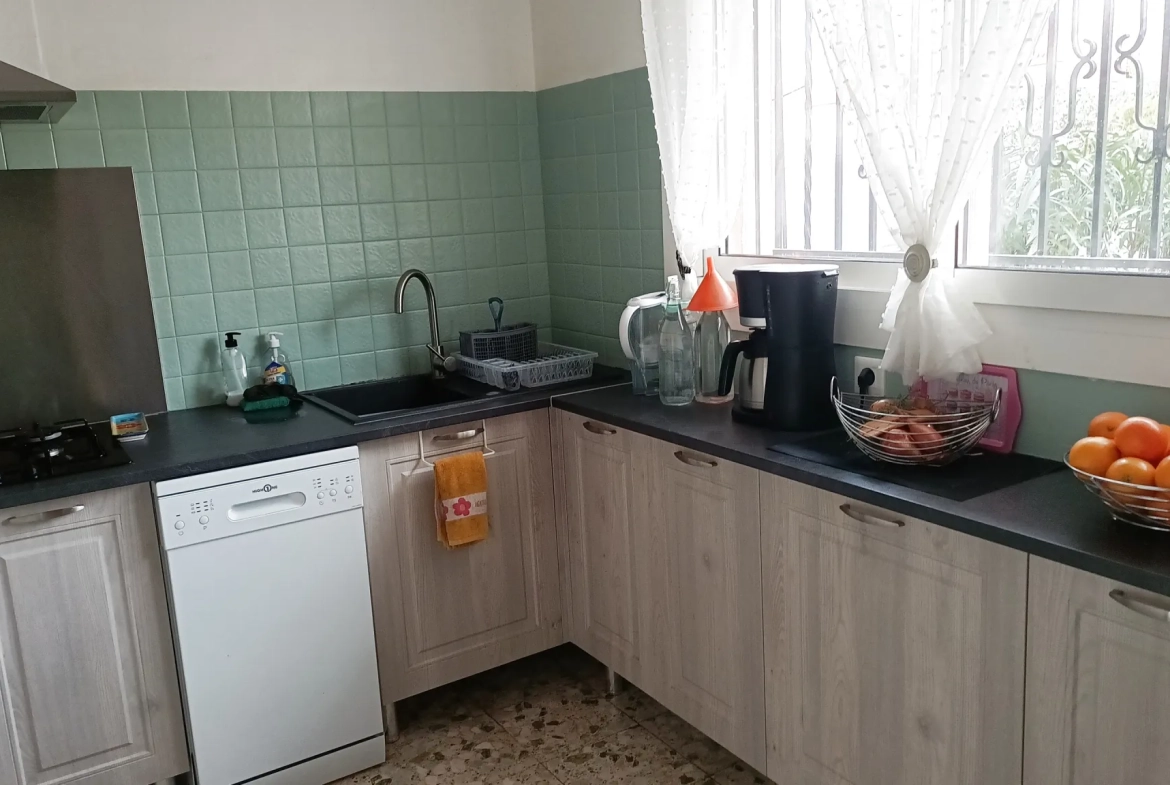 Maison familiale avec 4 chambres au Boulou à vendre à 248 000 euros 