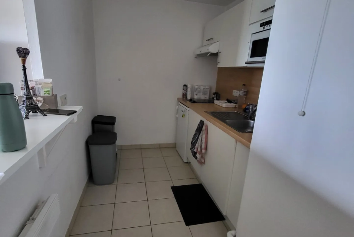 Appartement Type 2 avec Balcon à Arras – Vendue Louée, Parking Inclu 