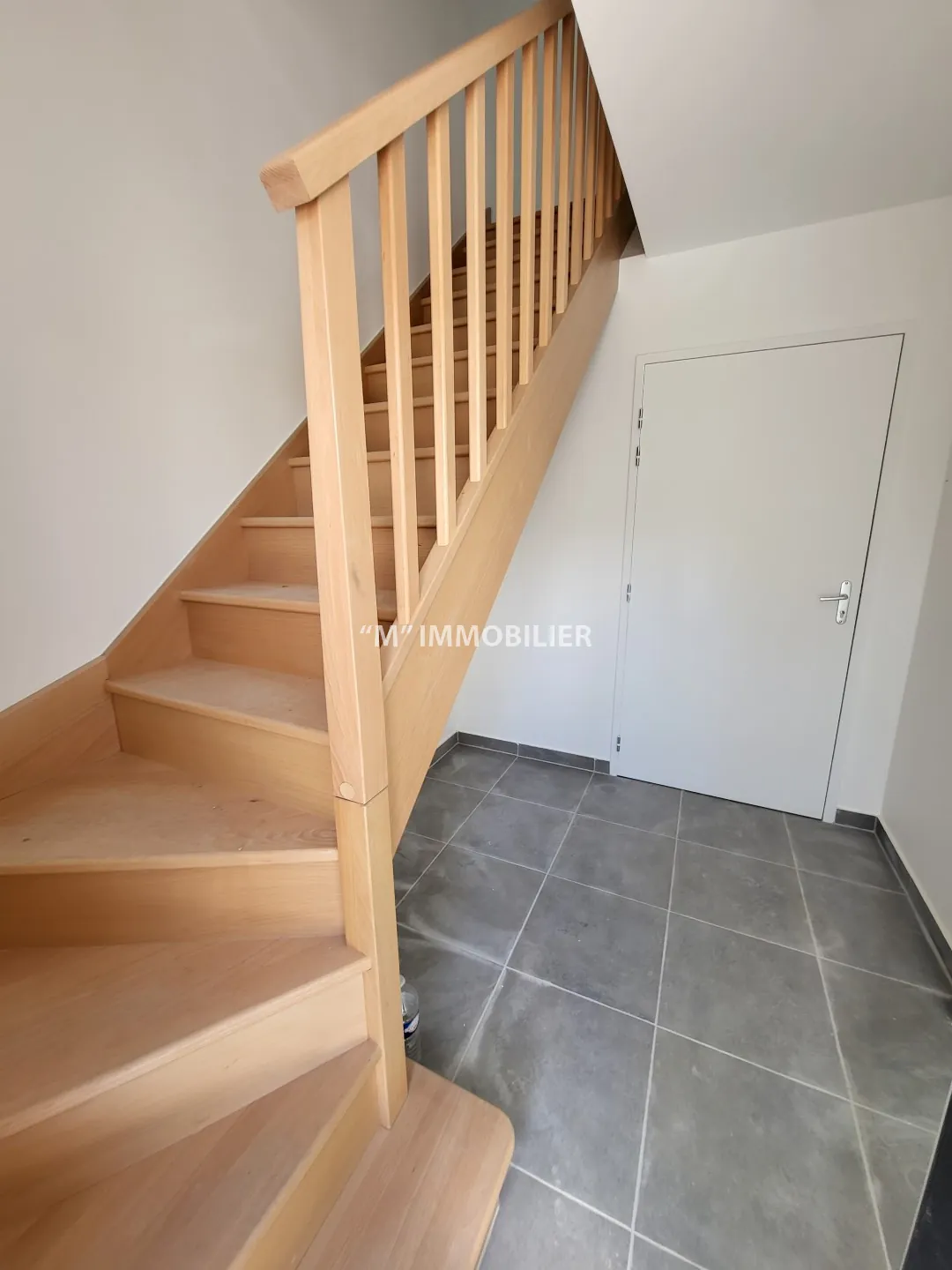 Bel appartement 2 chambres à Nogent l'Artaud, proche gare, rénové, clé en mains 