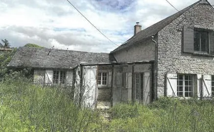 Villa de 105 m² avec 3 chambres et grand jardin à Laas - Achat sécurisé 