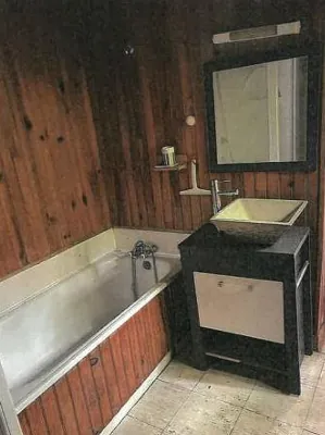 Villa de 105 m² avec 3 chambres et grand jardin à Laas - Achat sécurisé 