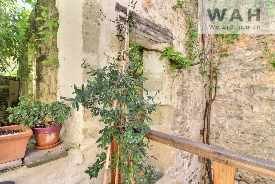 Maison de village avec cachet, patio et garage à Lunel - 141 m² 